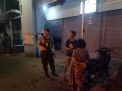 Wujudkan Rasa Aman, Satsabhara Polres Tanjung Perak Gelar Patroli Malam di Pemukiman