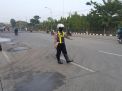 Cegah Kemacetan, Satlantas Polres Tanjung Perak Gelar Pengaturan Pagi