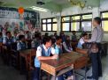 Kanit Binmas Polsek Krembangan Berikan Penyuluhan Kenakalan Remaja Ke Sekolah