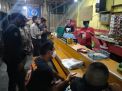 Panit Binmas Polsek Asemrowo Beri Teguran Ke Pemilik & Pengunjung Warkop Terkait Penerapan PSBB