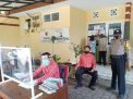 Polsek Semampir Kawal Pembagian KKS di Kantor Kelurahan Sidotopo