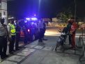 Polsek Asemrowo Lakukan Patroli Malam di SPBU, Titip Pesan Waspada Kriminalitas