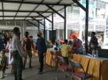 Polsek Pabean Cantikan Lakukan Pengamanan Pelaksanaan Vaksinasi di Pasar Surya Jalan Nambangan