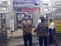 Babinkamtibmas Polsek Krembangan Kawal Sholat Tarawih di Masjid Miftahul Khoir
