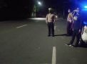 Jaga Keamanan Wilayah, Personil Polsek Kenjeran Rajin Lakukan Patroli Mobile di Malam Hari