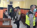 Polsek Krembangan Gelar Operasi Penertiban Masker di Sejumlah Warkop Bersama Anggota Koramil