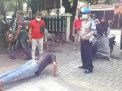 Terapkan Disiplin Protokol Kesehatan, Polsek Asemrowo Lakukan Operasi Penertiban Masker