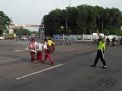 Satlantas Polres Tanjung Perak Beri Pelayanan Masyarakat Melalui Pengaturan Pagi