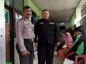 Babinkamtibmas Perak Timur Sampaikan Waspada Curanmor Ke Petugas Linmas