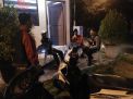 Satsabhara Polres Tanjung Perak Patroli Dialogis di Pemukiman, Titip Pesan Waspada Orang Tak Dikenal