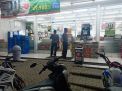 Polsek Kenjeran Gelar Patroli Malam di Mini Market, Antisipasi Kriminalitas
