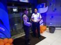 Antisipasi Kerwawanan di Kantor Bank, Satsabhara Polres Tanjung Perak Gelar Patroli Malam