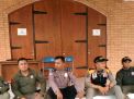 Babinkamtibmas Polsek Kenjeran & Satpol PP Lakukan Pengamanan Kebaktian Minggu