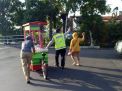 Unit Lantas Polsek Asemrowo Atur Lalu Lintas Pagi, Berikan Pelayanan Pada Masyarakat