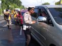 Polsek Asemrowo Lakukan Check Point Semua Kendaraan Asal Luar Kota