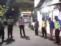 Polsek Asemrowo Lakukan Patroli Rutin di Pemukiman, Berikan Jaminan Rasa Aman Pada Masyarakat