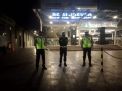 Personil Polsek Pabean Cantikan Patroli di Rumah Sakit Al Irsyad, Cegah Pengambilan Paksa Jasad Pasien Covid-19