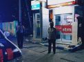 Personil Polsek Kenjeran Gelar Patroli Malam di Gerai ATM, Sampaikan Pesan Waspada Orang Tak Dikenal