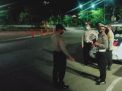 Personil Polsek Kenjeran Pantau Keamanan Wilayah Lewat Patroli Rutin di Malam Hari