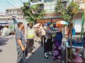 Sambang Pasar Kalianak, Polsek Krembangan Lakukan Operasi Penertiban Masker