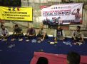 Cangkrukan  Bersama Warga Genting Kalianak, Kapolsek Asemrowo Beri Penyuluhan Bahaya Narkoba
