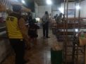 Sambang Warkop, Polsek Asemrowo Lakukan Operasi Penertiban Masker