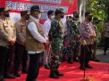 Panglima TNI dan Kapolri Tinjau Serbuan Vaksinasi di Solo