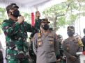 Cek Penggunaan Aplikasi Tracer Silacak, Panglima TNI dan Kabaharkam Didampingi Forkopimda Jawa Timur