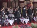 Kapolda Jatim dapat Penghargaan Lencana Jer Basuki Mawa Beya