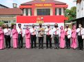 Picu Kinerja Pelayanan Publik Terbaik, 16 Personel Dapat Reward dari Kapolres Jember
