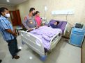 Penuhi Janji, Kapolri Jenguk Sinta Aulia Anak yang Sakit Tumor Kaki