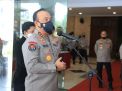 Dengan Pesawat, Satgas Damai Cartenz Kirim Bantuan Bibit Babi ke Warga Yahukimo