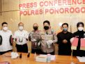 Gerak Cepat Polres Ponorogo Berhasil Mengamankan 2 Tersangka Pengedar Serbuk Petasan