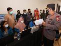 Kapolri Minta Semua Lokasi Pusat Aktivitas Warga Dipasangi Aplikasi PeduliLindungi