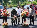 Tingkatkan Vaksinasi, Kapolres Tanjung Perak Hadiri Launching Pengiriman Mobil Vaksin Keliling Ke Bangkalan