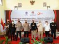KAPOLRES TANJUNG PERAK HADIRI PEMBEKALAN KADER DESA PEDULI PEMILU DAN PEMILIHAN KELURAHAN SEMOLOWARU KECAMATAN SUKOLILO KOTA SURABAYA