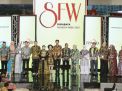 KAPOLRES TANJUNG PERAK HADIRI UNDANGAN PEMBUKAAN SURABAYA FASHION WEEK 2021 DI GRAND CITY SURABAYA