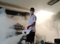 Polres Pelabuhan Tanjung Perak Lakukan Penyemprotan Fogging, Cegah Penyebaran Covid-19