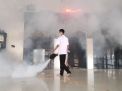 Polres Pelabuhan Tanjung Perak Lakukan Penyemprotan Fogging di Wilayah Mako, Cegah Penyebaran Virus Covid-19