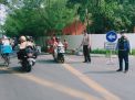 Polsek Kenjeran Lakukan Pengaturan Lalu Lintas, Berikan Pelayanan Kepada Masyarakat