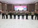 Kapolda Jatim Pimpin Upacara Kenaikan Pangkat 4008 Personel Polda Jatim