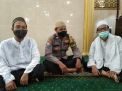 Bhabinkamtibmas Kelurahan Takal Kedinding Lakukan Berikan Himbauan Prokes Kepada Jamaah Masjid