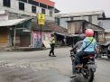 Unit Lantas Polsek Asemrowo Lakukan Pemabtauan Arus Lalu Lintas, Pastikan Lancar dan Tidak Ada Kemacetan