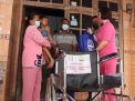 Polisi Peduli, Penyandang Disabilitas Terima Bantuan Kursi Roda dari Kapolres dan Ketua Bhayangkari Cabang Nganjuk