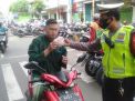 Polsek Semampir Gelar Operasi Yustisi Gabungan, Ingatkan Masyarakat Tentang Perpanjangan PPKM