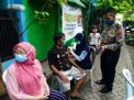 Polsek Krembangan Laksanakan Pemantauan Tehadap Kegiatan Vaksinasi Untuk Masyarakat Umum