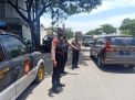 Polsek Asemrowo Lakukan Pengaturan Jalan, Terpantau Kondisi Aman dan Lancar