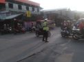 Polsek Asemrowo Lakukan Pengaturan Lalin Sore, Pastikan Bebas Kemacetan
