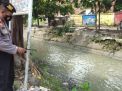 Polsek Semampir Pantau Pantau Situasi Sungai Pegirian, Terpantau Dalam Kondisi Normal dan Terkendali
