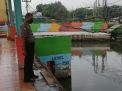 Polsek Asemrowo Lakukan Pengecekan Ketinggian Air Sungai, Waspada Adanya Potensi Banjir